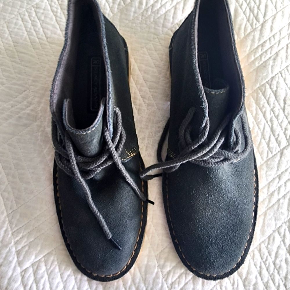 Stacey Adams leather gum sole shoes